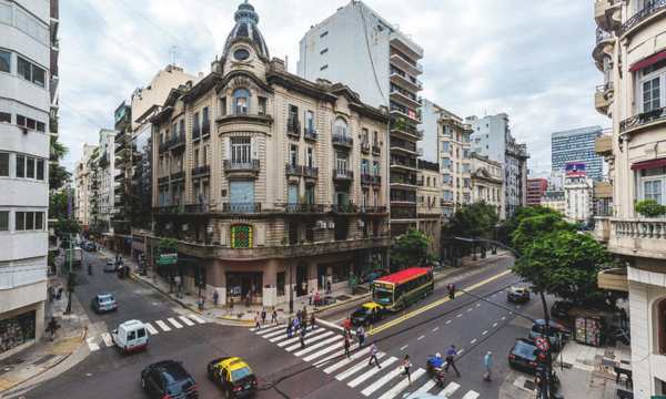 Avenida Santa Fe, Buenos Aires (Fuente - Google)