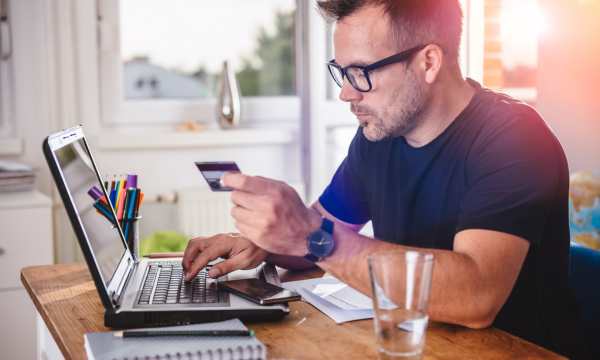 Ventajas y desventajas de una tarjeta de crédito (Fuente - Google)