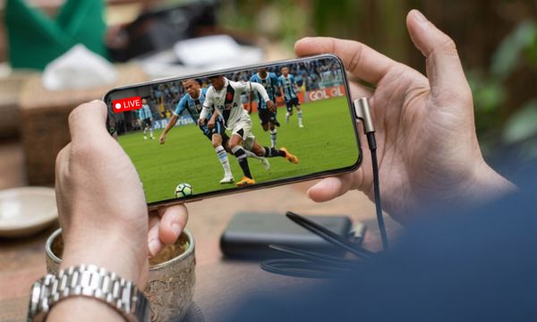 Benefícios de assistir no seu celular (Fonte: Google)
