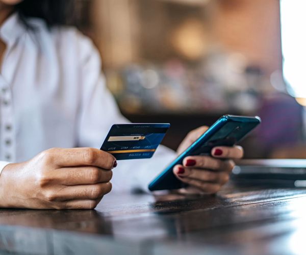 Cómo Usar tu Tarjeta de Crédito sin Endeudarte